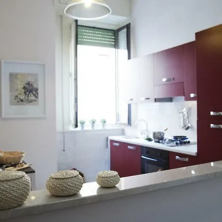 Monolocale Via Nino Oxilia